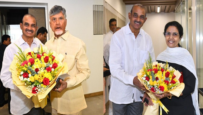 చంద్రబాబు దంపతులను కలిసిన ఎల్‌విఎస్‌ఆర్‌కె ప్రసాద్‌