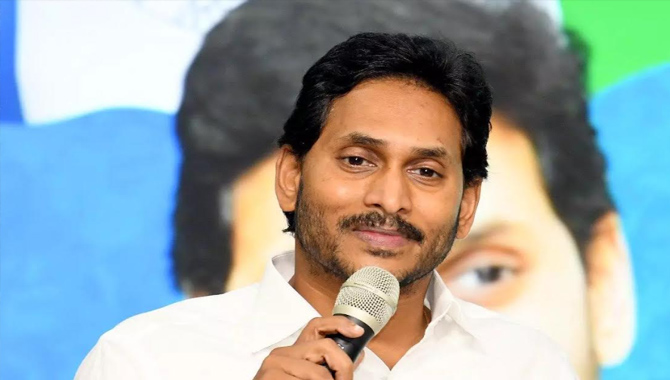 జగన్ రాజీనామా చేయనున్నారా..? నిజమెంత..??