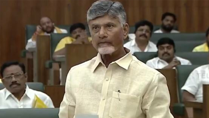 వైసీపీ హయాంలో రూ.9.74 లక్షల కోట్ల అప్పులు : చంద్రబాబు