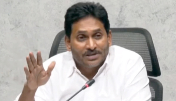 YS Jagan – Tirumala: తిరుమల పర్యటనను రద్దు చేసుకున్న జగన్..! తప్పు చేశారా..!?