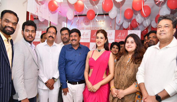 Amjad Habib Premium Salon Grand Launched by Actress Shraddha Das