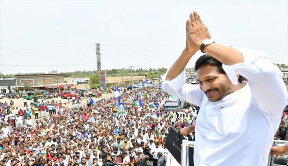 Jagan getting ready to strike back: చంద్రబాబు సొంత జిల్లా నుంచి పర్యటన షురూ చేయనున్న జగన్..