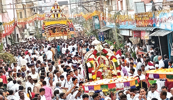 వైభవంగా శ్రీసత్యసాయి జయంతి వేడుకలు